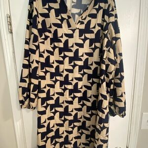 New w/o tags. Stylish Geometric Patterned Dress